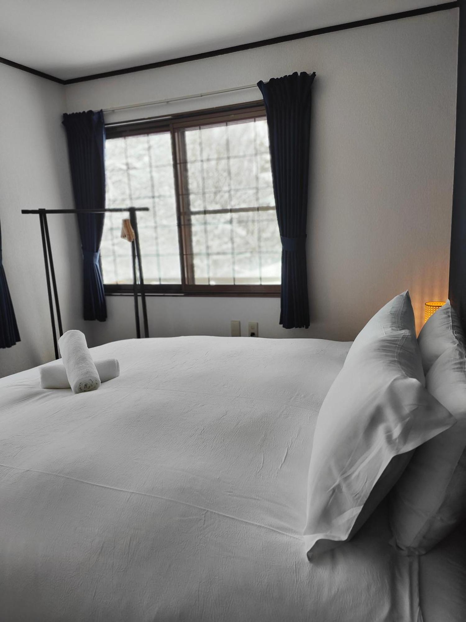 Hotel Foxtrot Hakuba Exterior photo